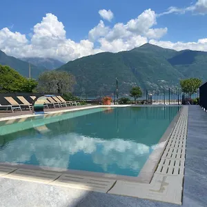https://sole-lake-como.it-lombardy.com